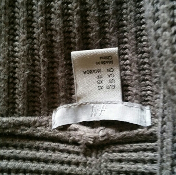 <<H&M comfy & warm short cape>> - Picture 6 of 6